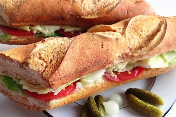 faux sandwich créé en résine comme factice alimentaire