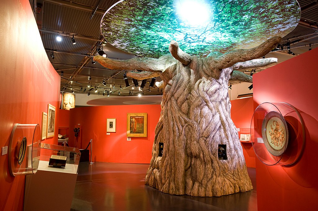 sculpture d’arbre geant resine