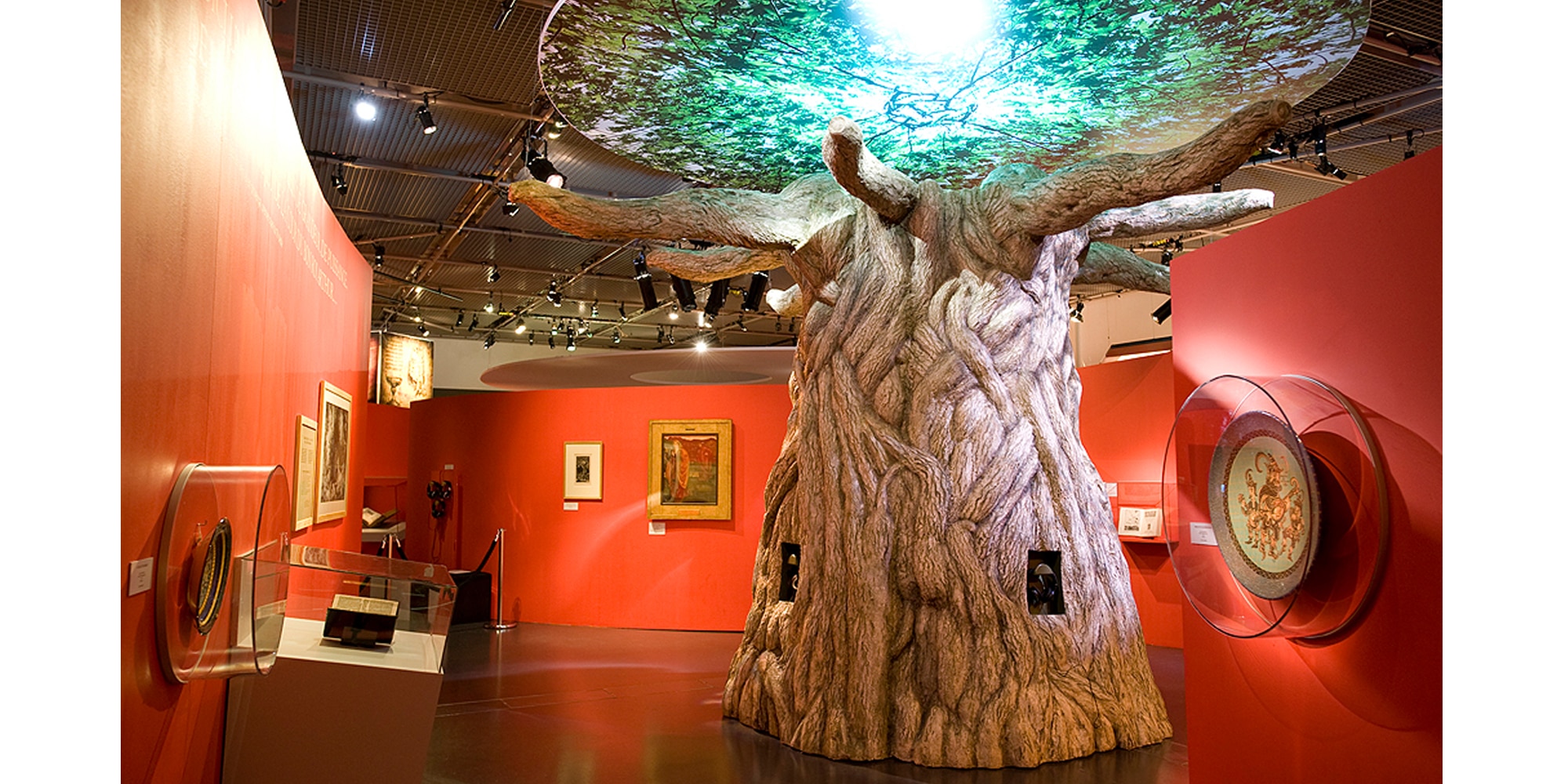 sculpture arbre geant résine