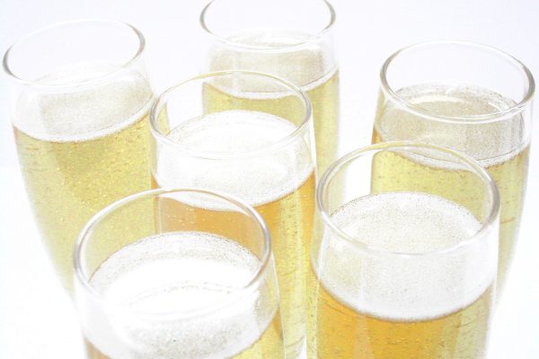 faux champagne en résine pour vitrine, décor ou accessoire