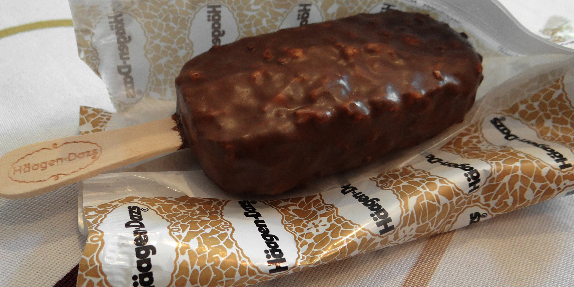 bâtonnet de glace factice - esquimaux couverture chocolat noisettes en résine