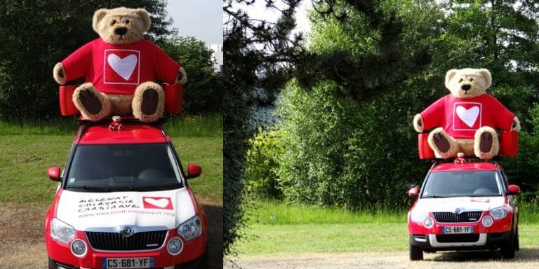 sculpture d'ours en polystyrène et résine, recouvert de peluche