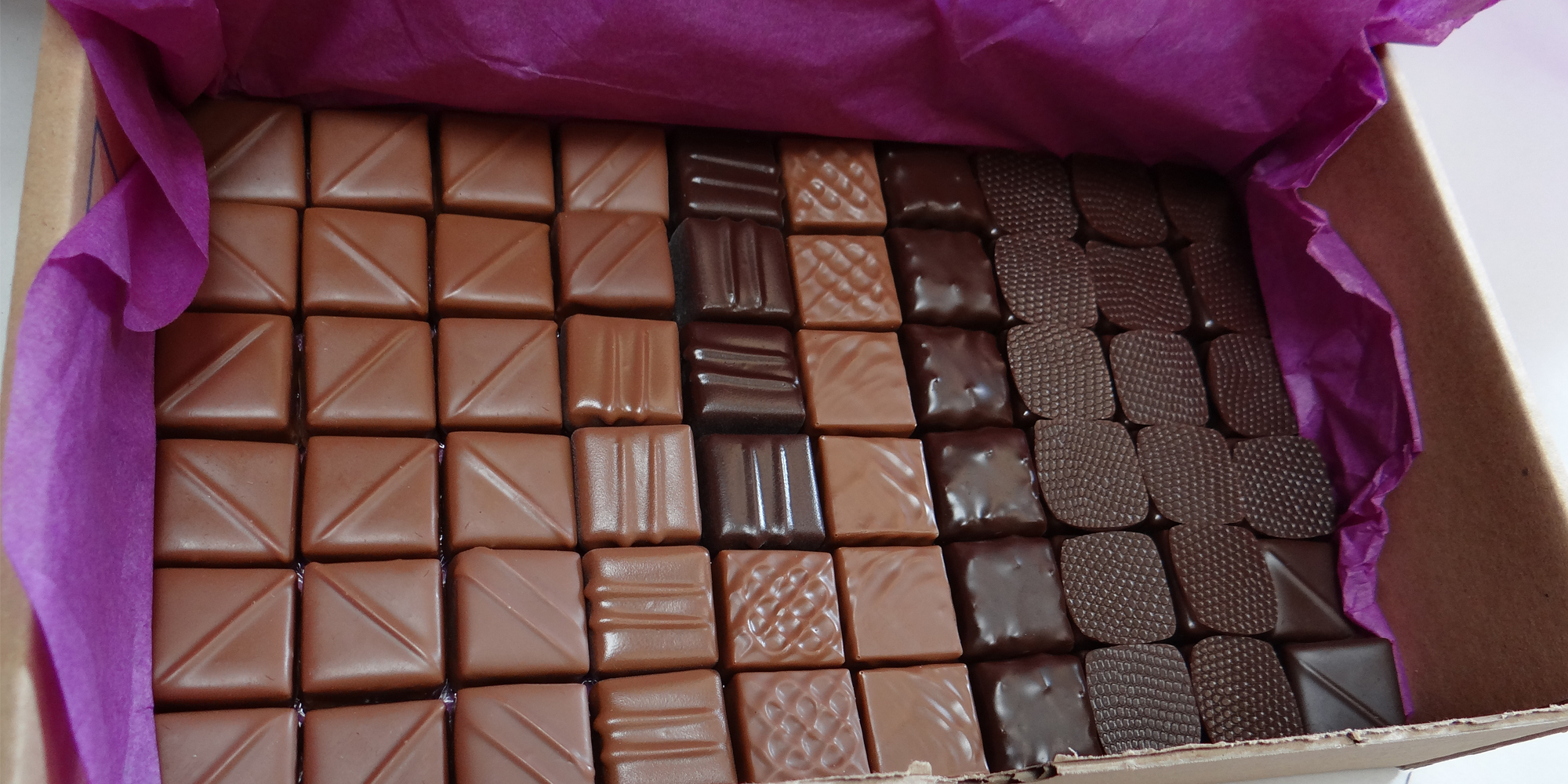 assortiment-chocolats-factices