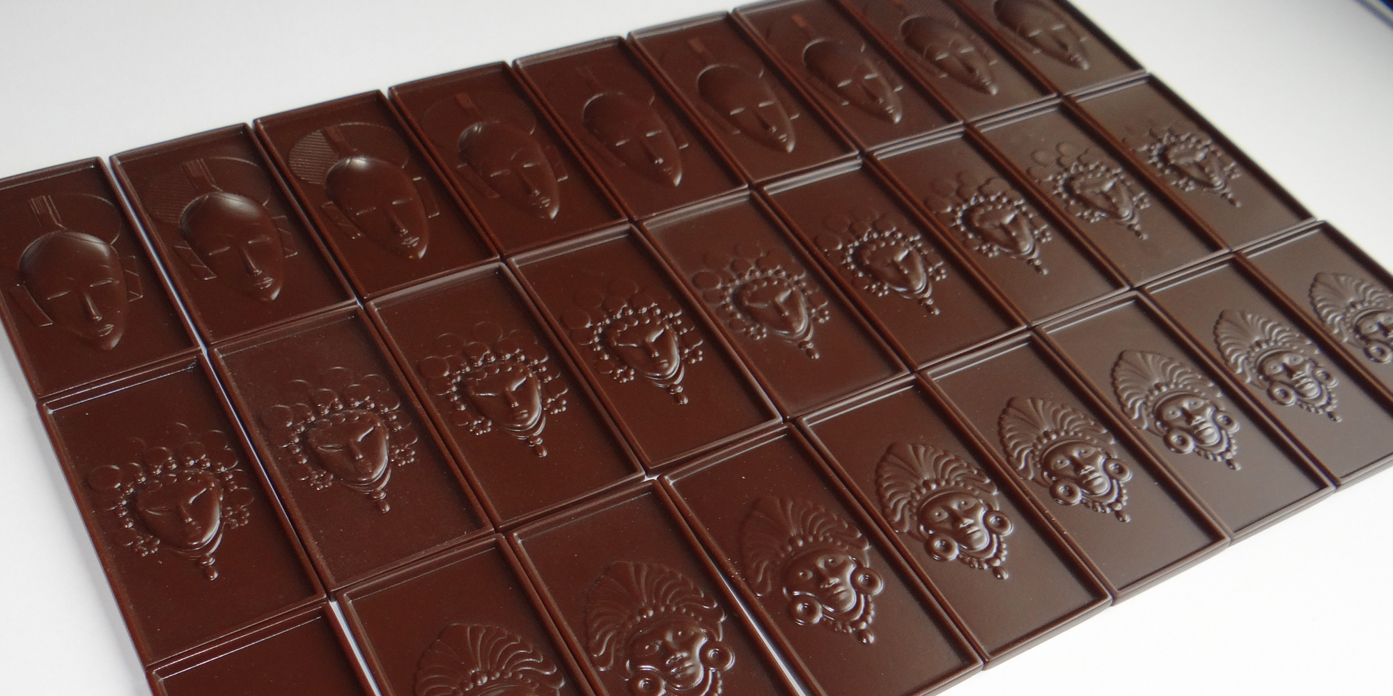 mini-tablettes-chocolats-lait-factices